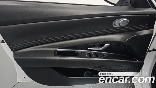Hyundai AVANTE 2024 — photo 14