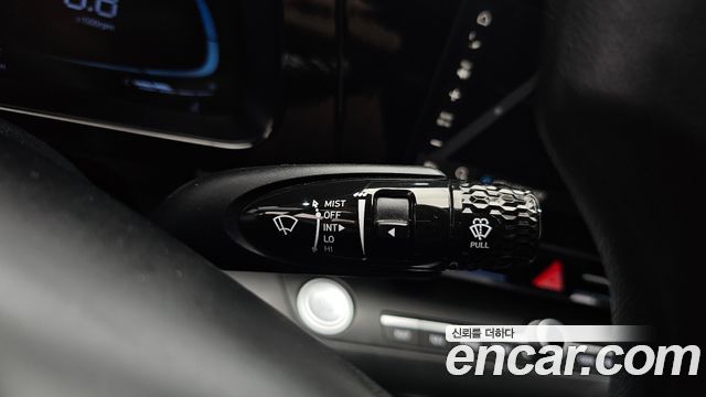 Hyundai AVANTE 2024 — photo 28