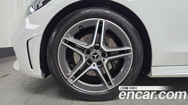 Mercedes-Benz C-Class 2022 — photo 5
