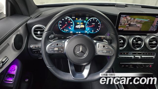 Mercedes-Benz C-Class 2022 — photo 18