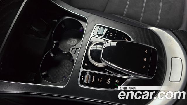 Mercedes-Benz C-Class 2022 — photo 24