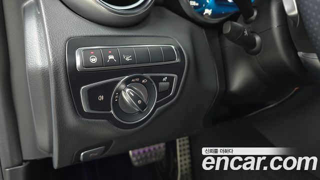 Mercedes-Benz C-Class 2022 — photo 25