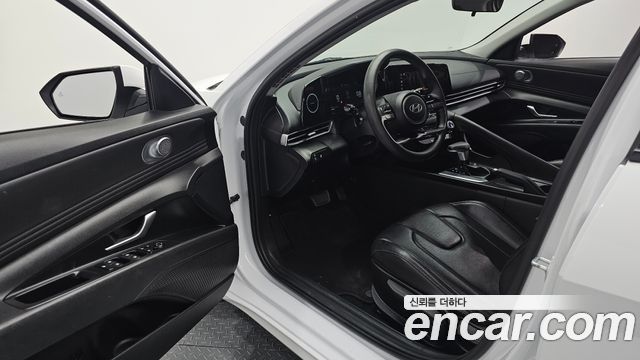 Hyundai AVANTE 2024 — photo 17