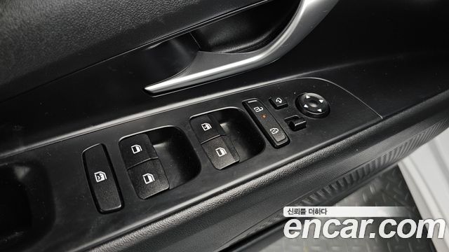 Hyundai AVANTE 2024 — photo 23