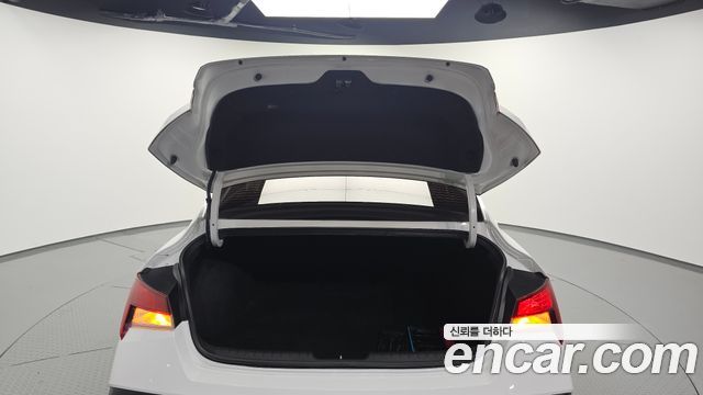 Hyundai AVANTE 2024 — photo 26