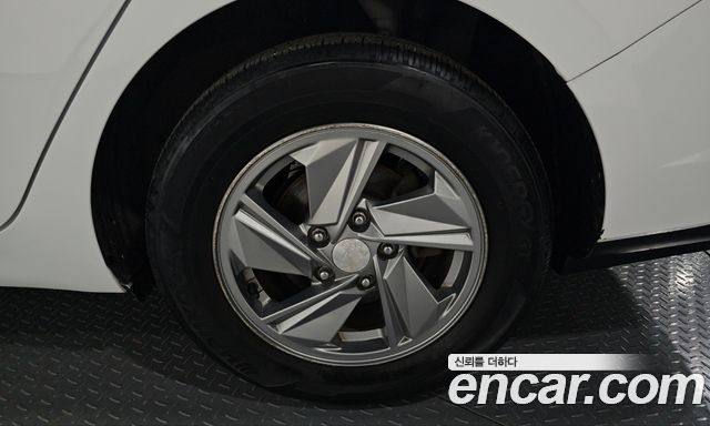 Hyundai AVANTE 2024 — photo 7