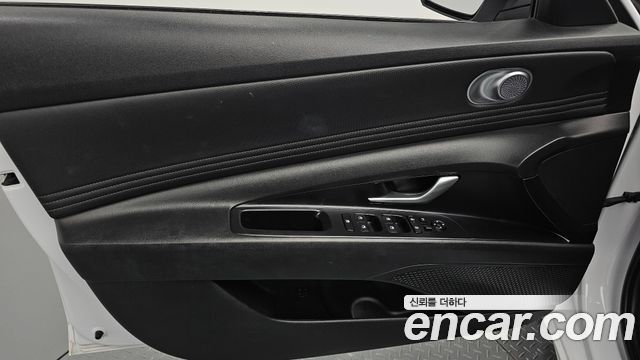 Hyundai AVANTE 2024 — photo 14
