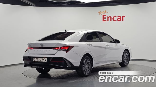 Hyundai AVANTE 2024 — photo 2