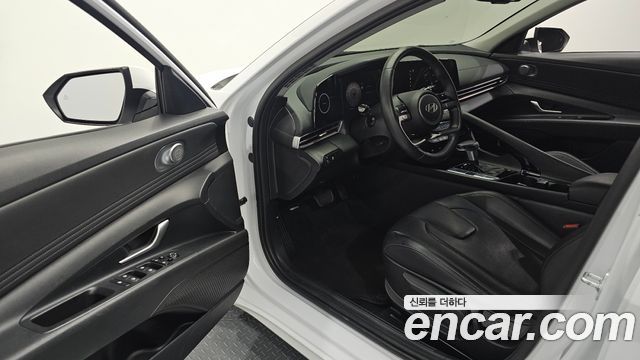 Hyundai AVANTE 2024 — photo 17