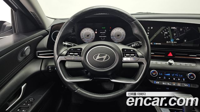 Hyundai AVANTE 2024 — photo 19