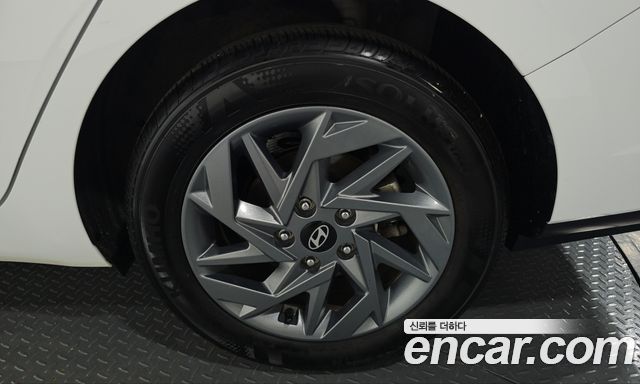 Hyundai AVANTE 2024 — photo 7