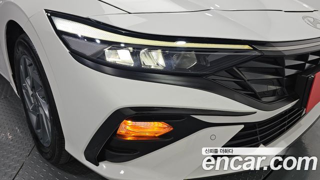 Hyundai AVANTE 2024 — photo 8