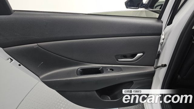 Hyundai AVANTE 2024 — photo 15