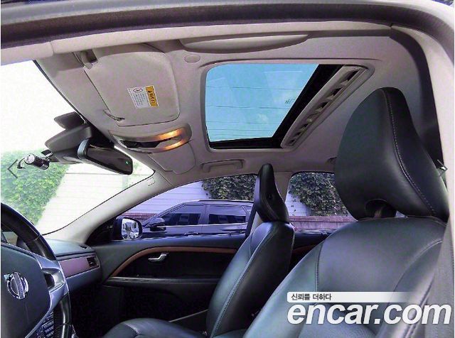 Volvo S80 2013 — photo 18