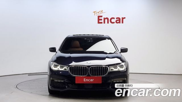 BMW 7-Series 2017 — photo 3