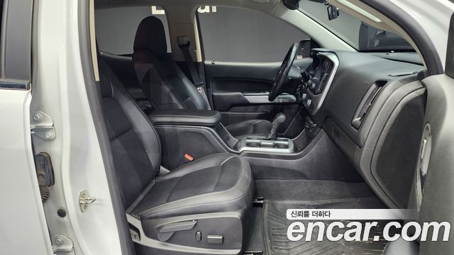 Chevrolet Korea Colorado 2020 — photo 11