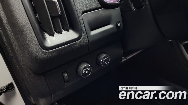 Chevrolet Korea Colorado 2020 — photo 16