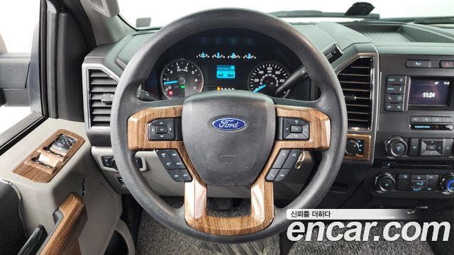 Ford F150 2018 — photo 13