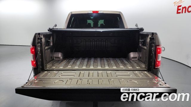 Ford F150 2018 — photo 20