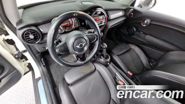 Mini Cooper 2015 — photo 7