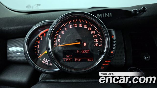 Mini Cooper 2015 — photo 8