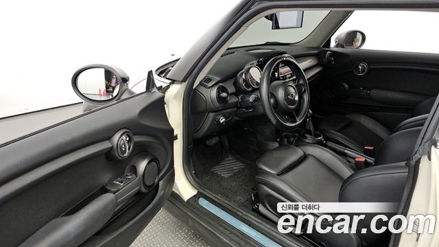 Mini Cooper 2015 — photo 11