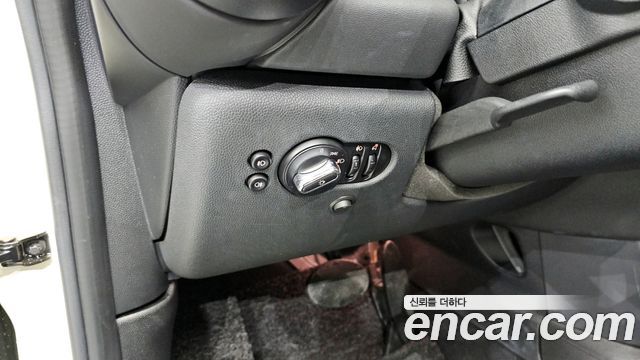 Mini Cooper 2015 — photo 19