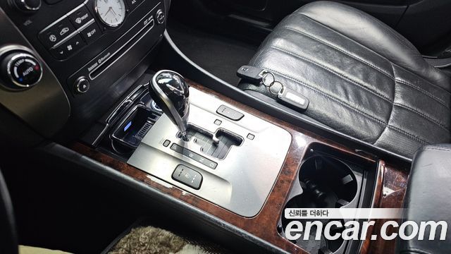 Hyundai Equus 2010 — photo 8