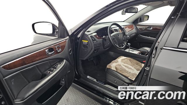 Hyundai Equus 2010 — photo 9