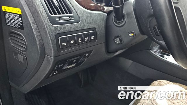 Hyundai Equus 2010 — photo 13