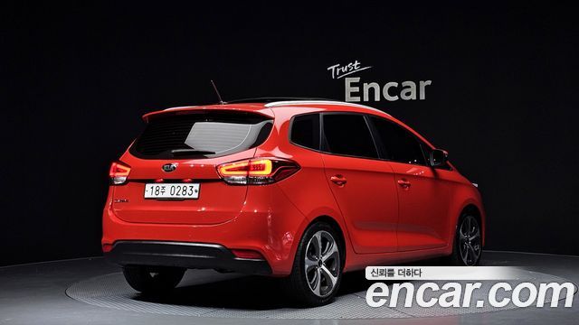 Kia Carens 2016 — photo 2