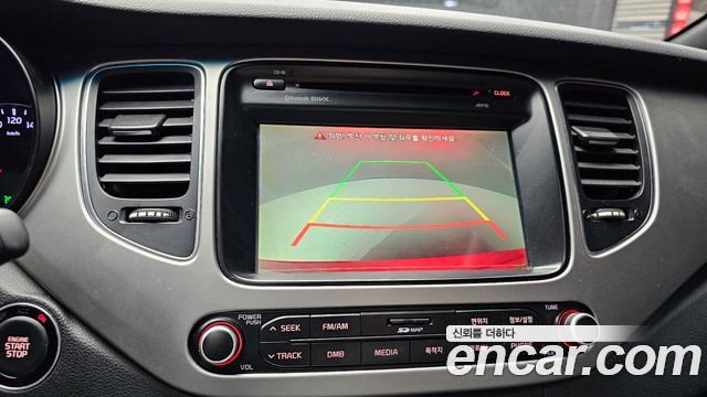 Kia Carens 2016 — photo 15