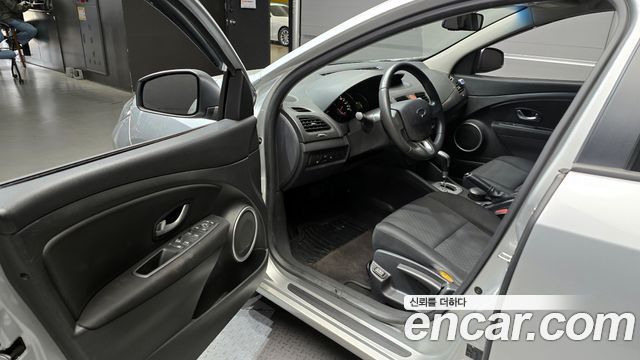 Renault Korea SM3 2011 — photo 11
