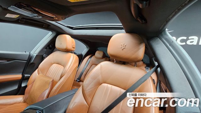 Maserati Ghibli 2017 — photo 11