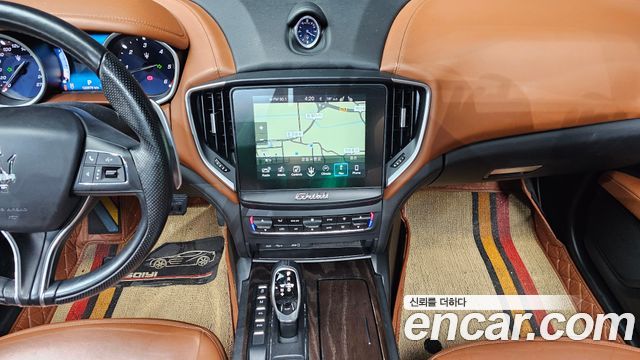 Maserati Ghibli 2017 — photo 14