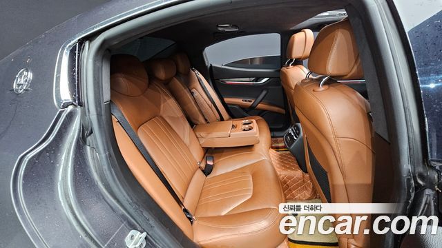 Maserati Ghibli 2017 — photo 19