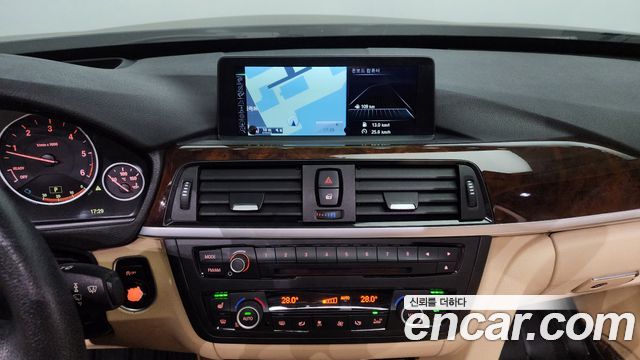 BMW Gran Turismo 2015 — photo 14