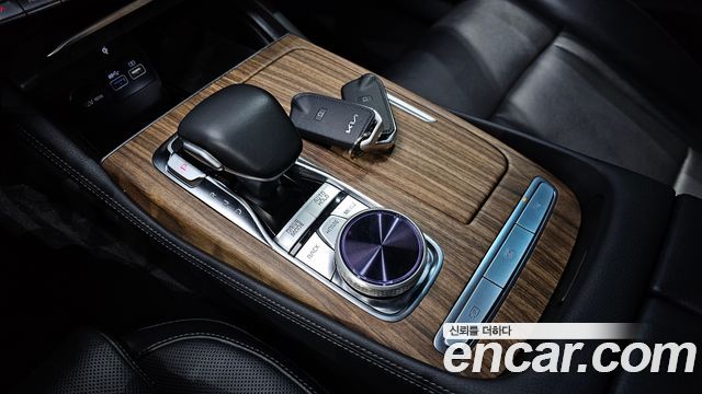 Kia K9 2022 — photo 9