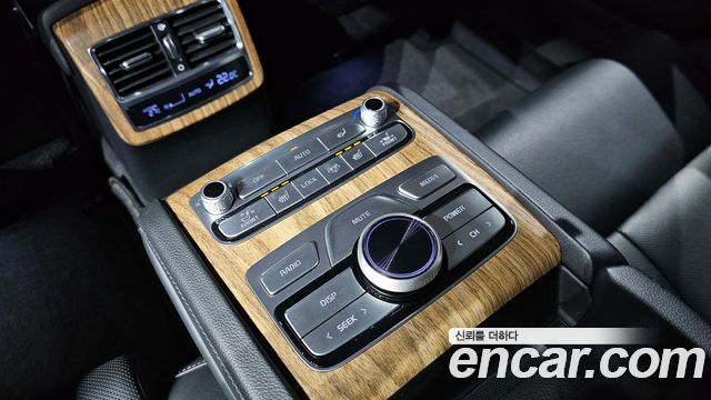 Kia K9 2022 — photo 18