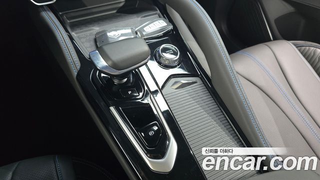 Renault Korea Grand Koleos 2025 — photo 9