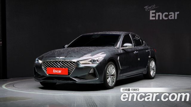 Genesis G70 2020 — photo 1
