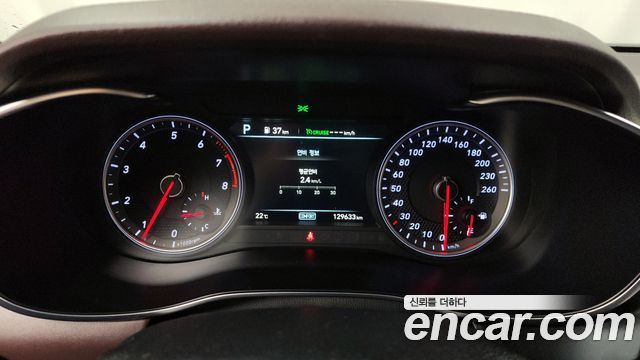 Genesis G70 2020 — photo 8