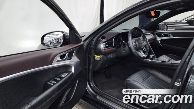 Genesis G70 2020 — photo 10