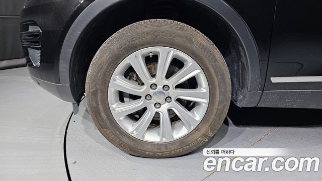 Land Rover Discovery Sport 2016 — photo 5