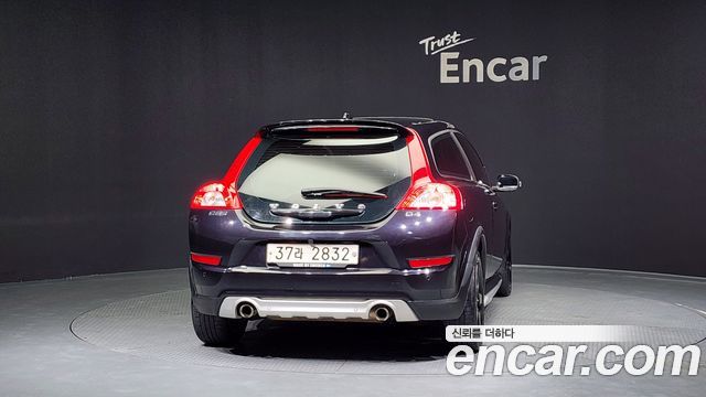 Volvo C30 2011 — photo 4