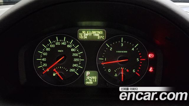 Volvo C30 2011 — photo 8