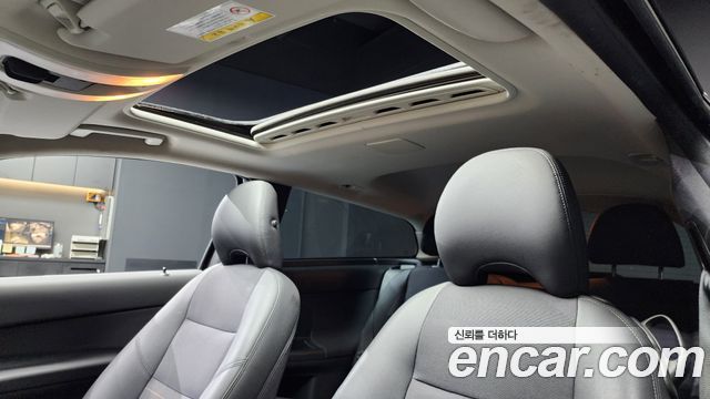 Volvo C30 2011 — photo 19