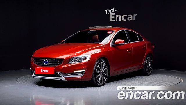 Volvo S60 2014 — photo 1