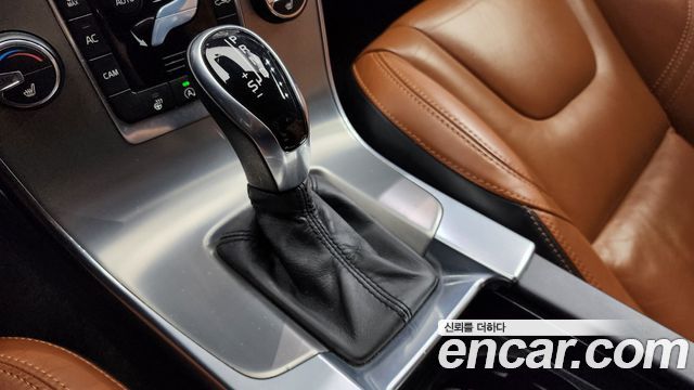 Volvo S60 2014 — photo 9