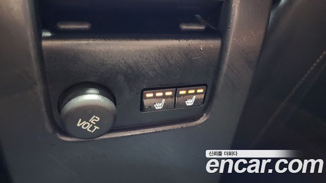 Volvo S60 2014 — photo 19